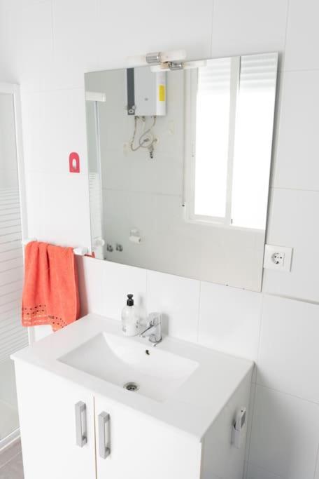 Apartamento Alexa, A 800Mts Catedral Wifi Smart Tv Murcia Luaran gambar