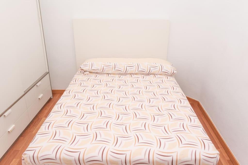 Apartamento Alexa, A 800Mts Catedral Wifi Smart Tv Murcia Luaran gambar